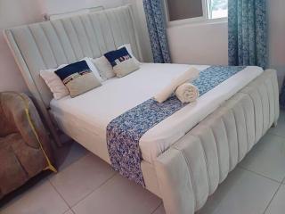 Lavish Studio Apartment Near Nyali Centre - 4