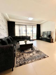 Elegant 2 Bedroom Duplex Apartment Pacific Al Marjan Island - 9
