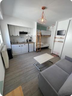Studio cosy au Belvédère - place centrale - 3