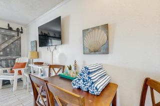 Seawall Treasure - 2
