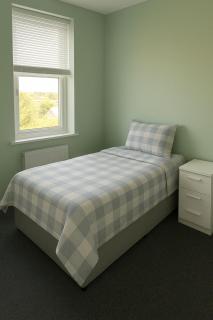 Long Stays, 5Bed, Parking, Leeds - 7