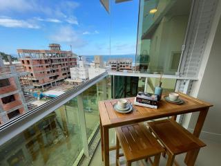 cód 25 · Apartamento á poucos passos do mar - 0