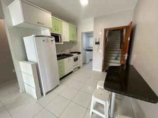Cód 36 - Apartamento a 80 metros do Mar - 1