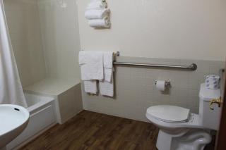 Rock Harbor Resort and Motel - 5