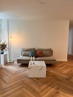 Central Odense Hideaway Courtyard Apartment - 3