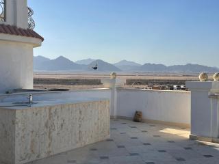 Sharm Hills Amazing Two Bedrooms with Roof - 9