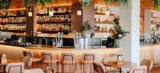 Pet Friendly Family Home In Brisbane - Relocations and Family Stays - Fast Internet - Parking - Netflix - 3