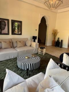 Villa ÈME - 1