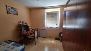 Spacious and Bright 2BR Apartment near City Center - 3