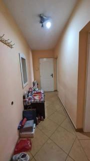 Spacious and Bright 2BR Apartment near City Center - 2