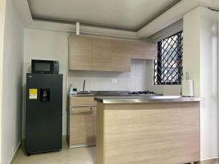 Comfortable and equipped apartment 5 minutes from the 70 Laureles - Medellín - 1