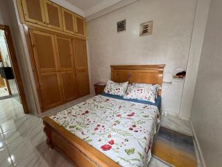 Spacious 3BR Apartment Near Akdital - 9
