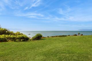 North Fork Waterfront Gem - 6