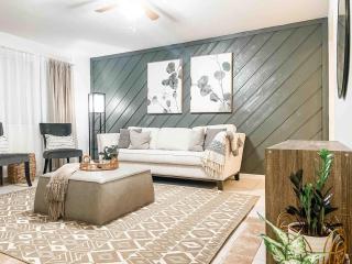 Serene Private Two Bedroom Townhouse in East TLH - 7
