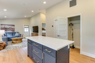 1 Block to USNA Stadium Modern Annapolis Home! - 2
