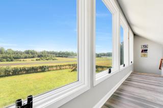 The Modern Mile High! Aviator's Lookout in Quinton! - 9