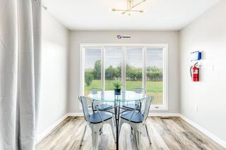 The Modern Mile High! Aviator's Lookout in Quinton! - 2