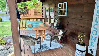 Sweet Tennessee Charm - 9