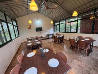 Manuvan home stay ac cottage - 2