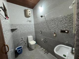 Manuvan home stay ac cottage - 1