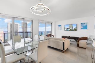 Resort-Style Living with Direct Ocean Views - 3BR Beauty - 1