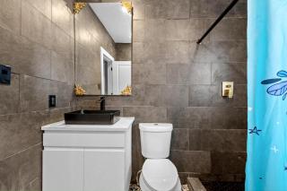 Heights Charm Cozy & Group Stay - Sleeps10 - 9