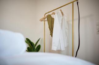 VORALIVING - Modernes Neubau Apartment Toplage - Perfekt für Business & Urlaub - WLAN, 24 7 Check-in - 1