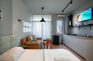Compact studio chic design - 2