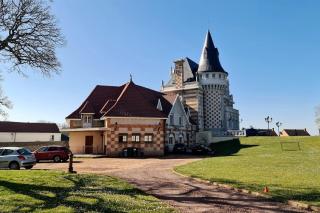 Proche Valenciennes - Appartement 24 m2 dans dépendances château - 0