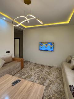 Cozy Bright Family Apartment Near City Center - Tagadirt - 8