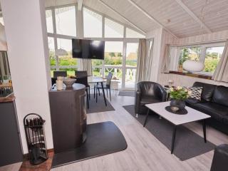 4 star holiday home in FRIEDRICHKOOG - 4