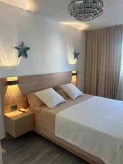 Tranquil 3 Bedroom Apartment - Pool & Private Beach Access - 3