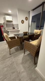 Lindo departamento vista despejada cercano a movistar arena y fantasilandia, especial para familias o grupos - 8
