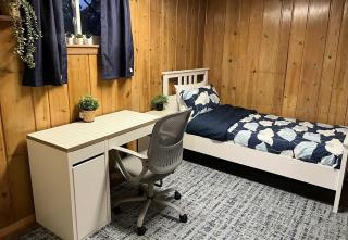 Spacious 5BR Arlington Home with Parking & Yard - Woodrow - 0