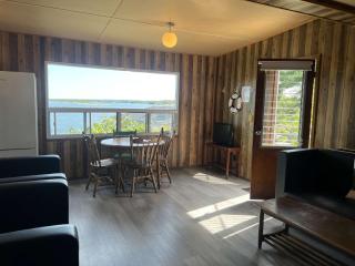 2-bedroom Waterfront Cottage in Georgian Bay - Rockwood #7 - 5