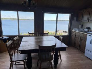 3-bedroom Lakeview Cottage - Rockwood #8 - 8