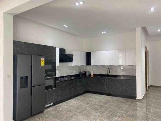 Villa 4 chambres - piscine de nage proche de Saly - 5