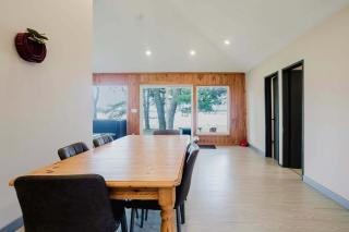 3-Bedroom Cottage #10 - Sand Bay - 7