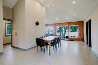 3-Bedroom Cottage #10 - Sand Bay - 5