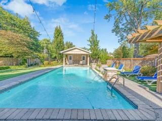 The Splash & Stay Villa - 2