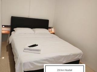 23 Inn Queenbed Room with share bathroom - Simpang Ampat - 6