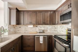 Catalina Location Peaceful Near Parks - 3