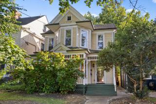 Charming Apartment in bustling Clifton & Crescent Hill - 6