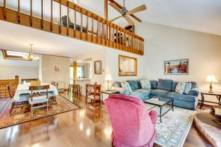 Near Skiing and Hiking! North Conway Gem with Balcony - 3
