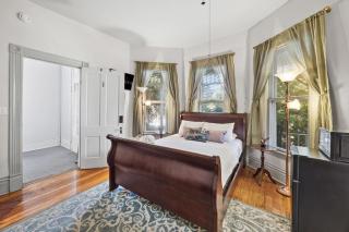 Tranquil Retreat amidst Clifton & Crescent Hill's Vibrant Energy - 5