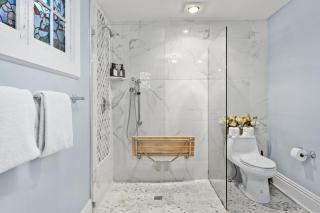 Tranquil Retreat amidst Clifton & Crescent Hill's Vibrant Energy - 1