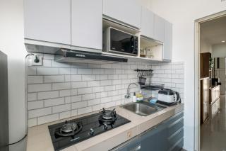 Villa Three Eight - 3BR Cozy Stay with Rooftop - 2