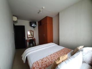 2 BR Apartment in Downtown, nearby MRT - 8