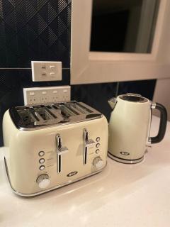 The Johnsonville Lookout - Bed & Breakfast includes shared common areas of the house - 1