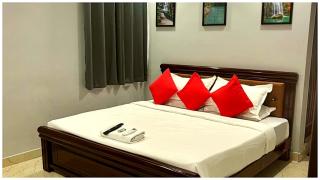 Premium Facilities Hotel R A T R E E - Comfortable and Serene Stay - 0